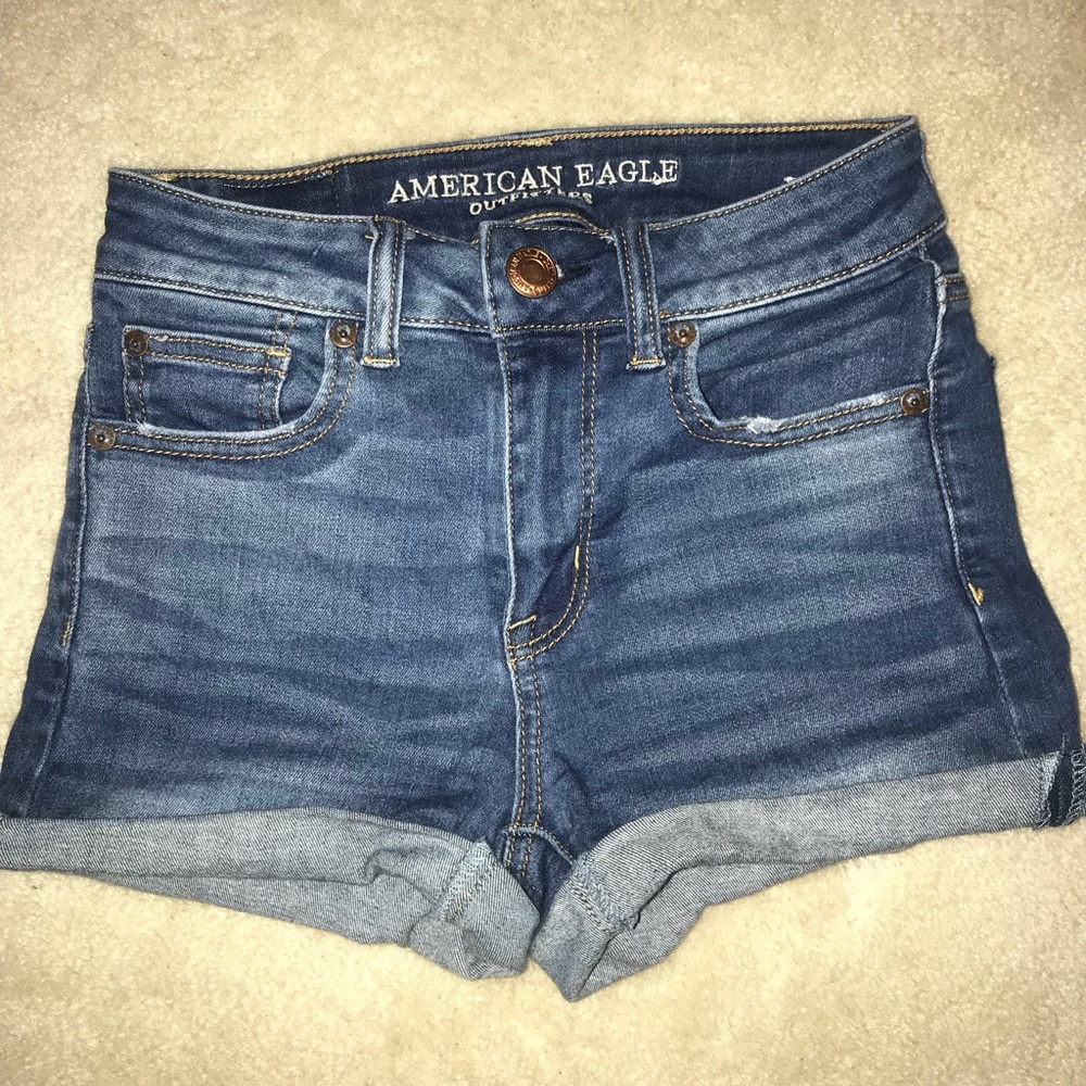 AMERICAN EAGLE next level stretch jean shorts